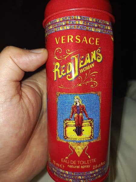 Versace Red jeans female perfume 2