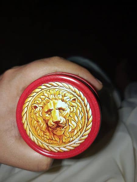 Versace Red jeans female perfume 4