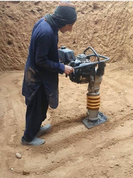 Compaction . . . . . Road cutter. . . . Water pumps. . . . Jumpers Availbke 3