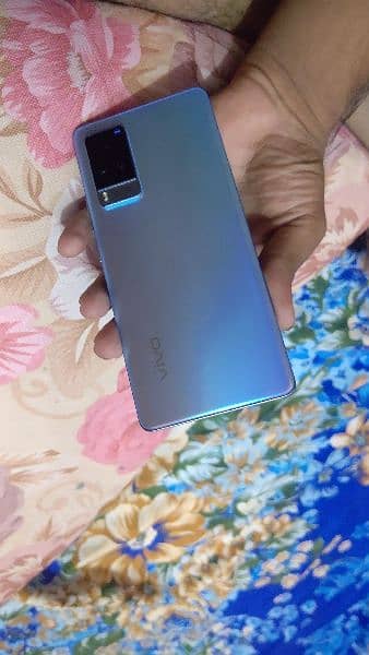 vivo X60 pro 10/10 Condition With Box Charger original 6