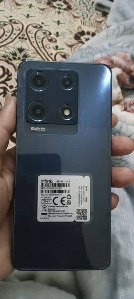 Urgent sale infinix note 30 pro full box urgent sale 19 day use only 4