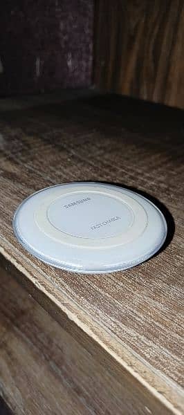 original Samsung wireless charger 100% 2