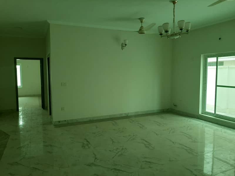 One Kanal House Of Paf Falcon Complex Near Kalma Chowk And Gulberg Iii Lahore Available For Rent 6