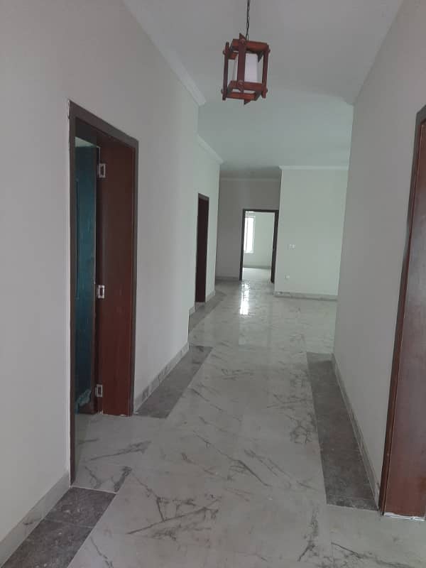 One Kanal House Of Paf Falcon Complex Near Kalma Chowk And Gulberg Iii Lahore Available For Rent 7
