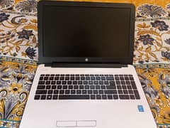 HP Laptop: Intel Core i3, 1024GB HDD, Windows 10 Pro