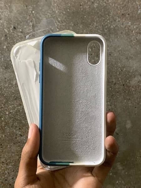iPhone X and XS Sillicon case / contact on whatsapp only 1