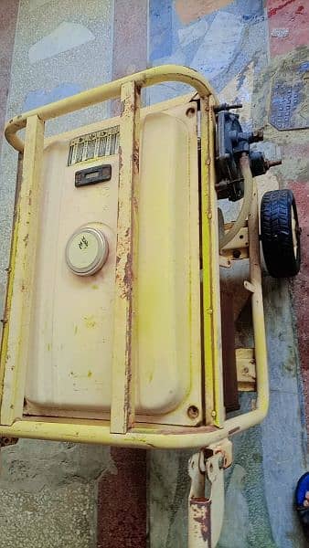 Generator 3kv for sale in good condition 6