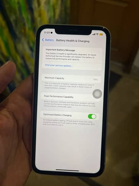 iPhone 11 128gb pta approve with box 4