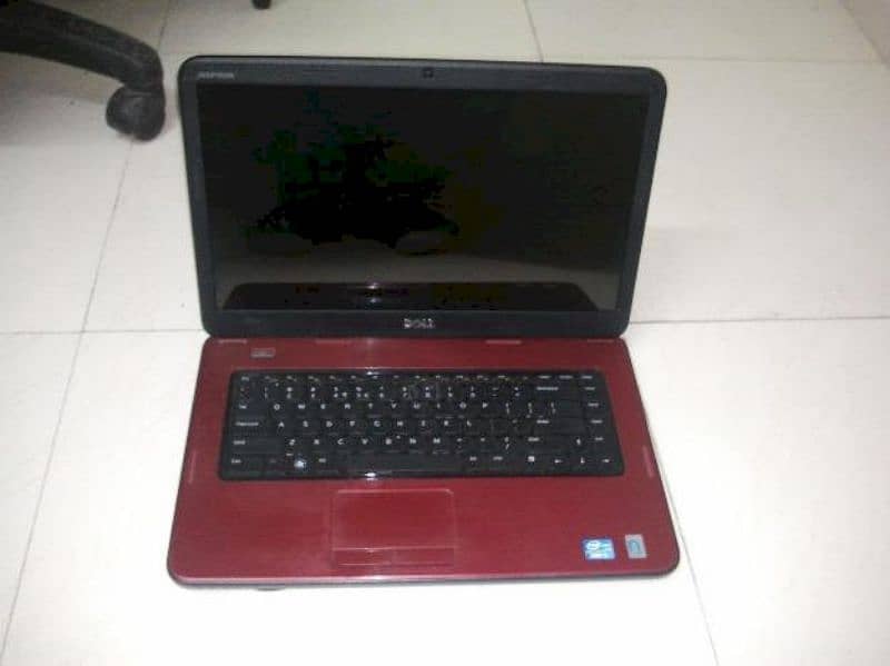 Dell Inspiron N5050 ( B950 )

laptop 0