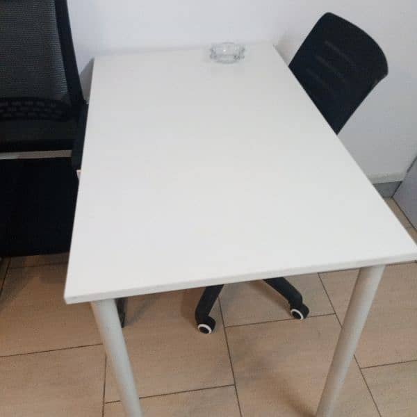 wood and arin table for sale 0