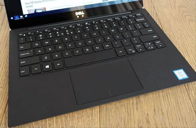 Dell XPS 13 , 9370  laptop 0