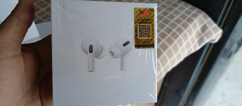 apple air pods pro 1  and pro 2 3