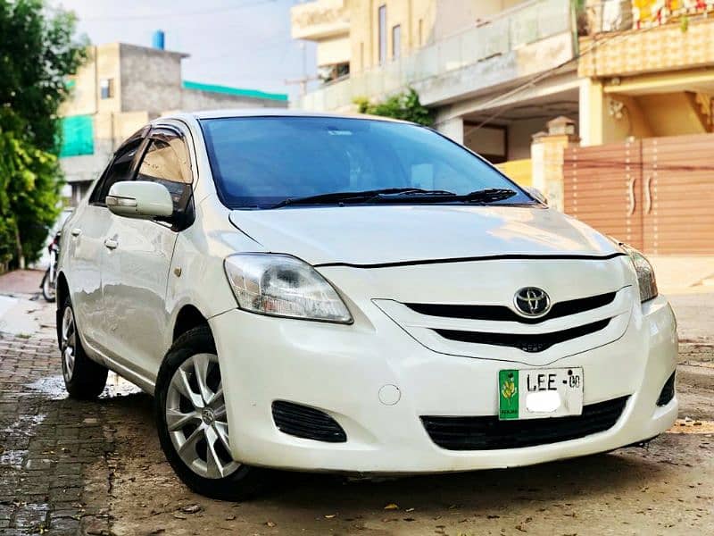 Toyota Belta 1300cc Full Option Push Start RPM meter Climate AC Dvd TV 0