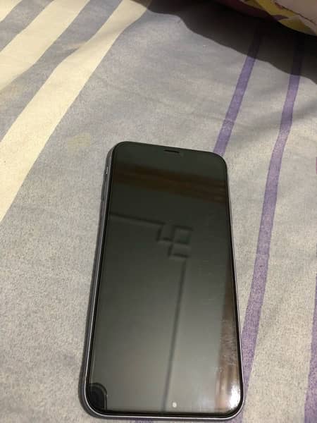 iphone 11 64gb jv non pta 9/10 All OK waterpack 3