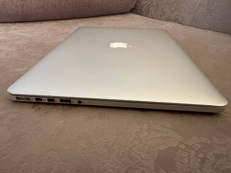 Macbook Pro 2015 15 inch CTO model 4