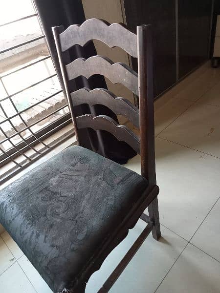 6 pure wood chair set (urgent sell). 0