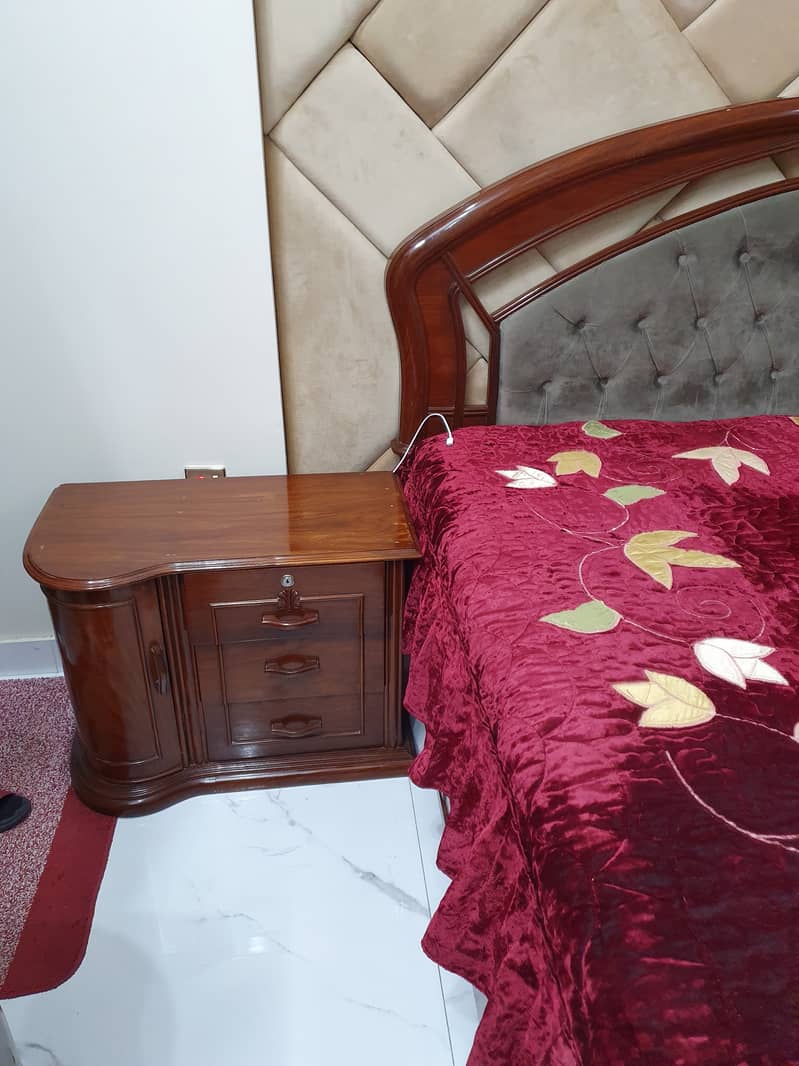 solid wood bed set for sale 2