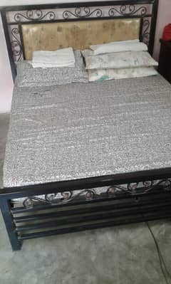 Iron Single Bed with Matress & 2 Pillows.