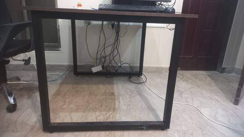 Computer Table/ Workstation 4