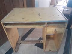 used computer table, condition 8/10