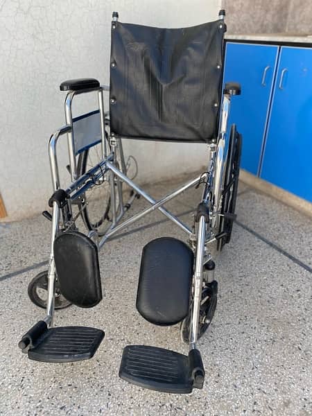 Adjustable/ folding Wheel Chair 2