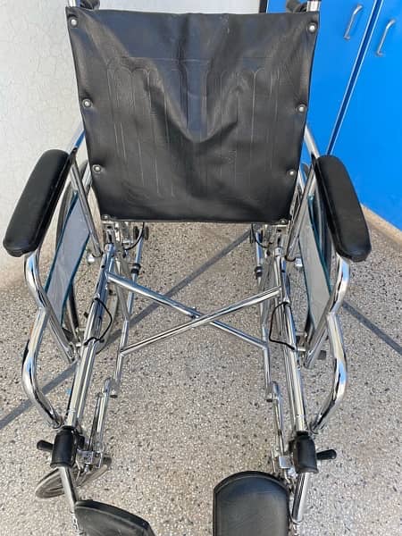 Adjustable/ folding Wheel Chair 7
