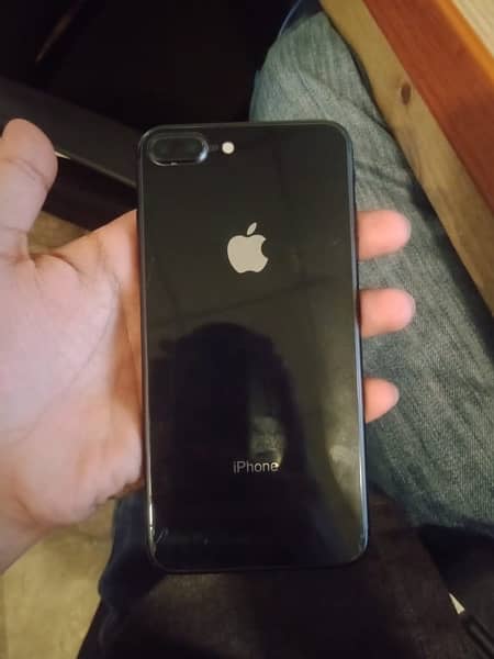 iphon 7 plus only bettery  chang hey non pta lakin sim chalti hey 4
