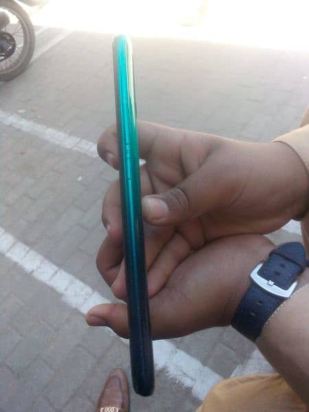 Infinix hot 9 play    . . . . . . condition 10/9 . . ,. . . . . . 3