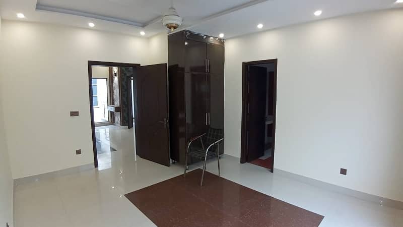 1 Kanal House For Sale In Bahria Town Lahore 4
