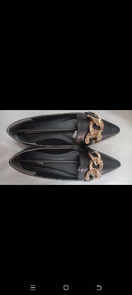 black flat pump shoes 3
