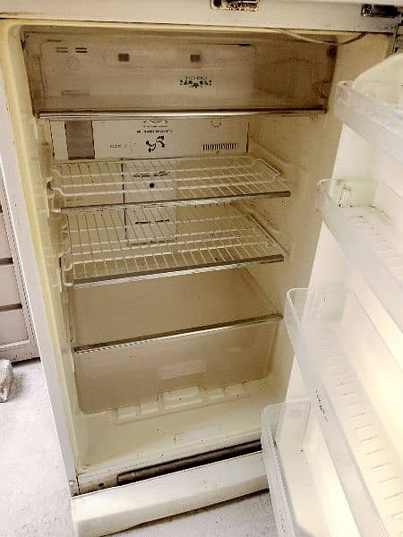 SANYO Refrigerator 1