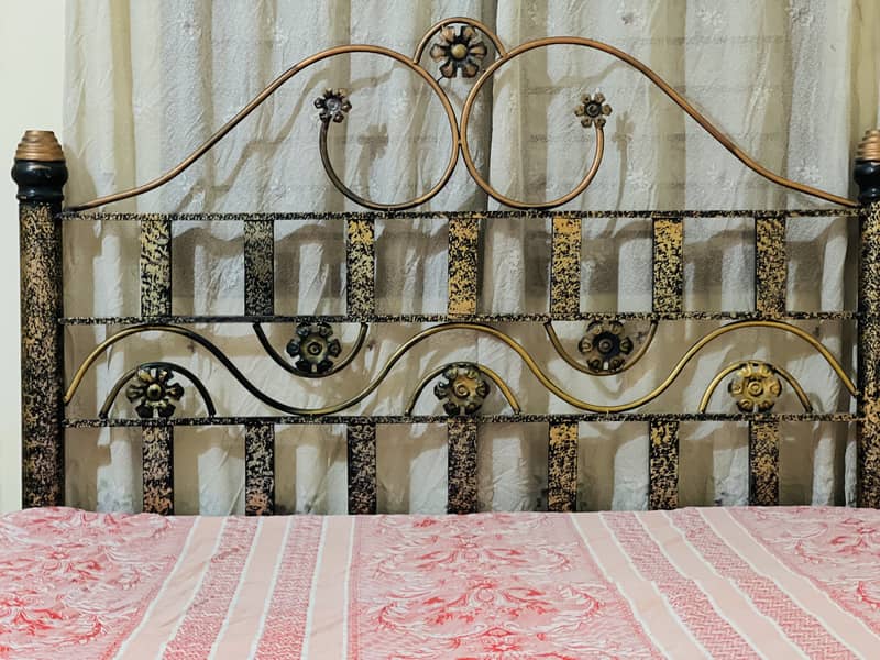 Wrought Iron bed for sale in Islamabad 0