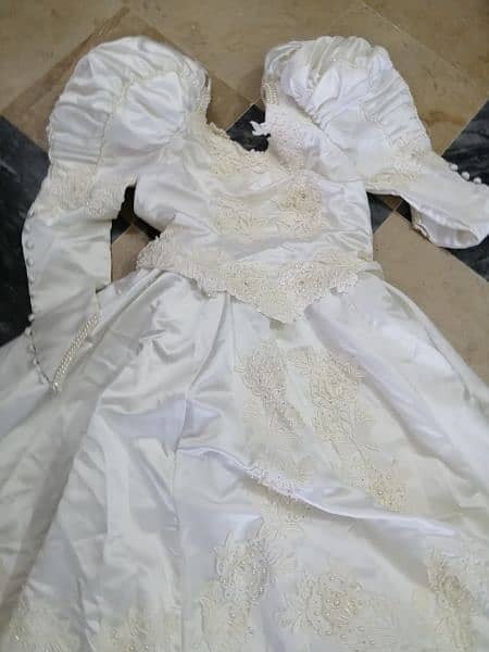 Reet Veil Bridal Dress 4