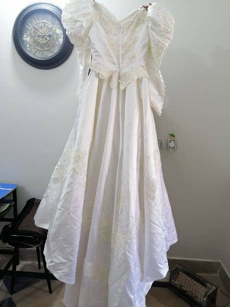 Reet Veil Bridal Dress 6