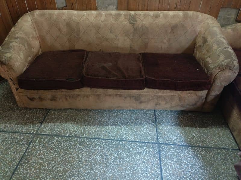 sofa2 /3 seater 1