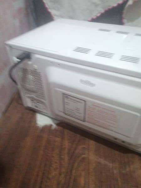 Dawlance microwave oven model DW MD4N 6