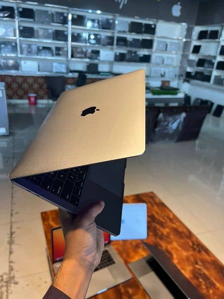 MACBOOK PRO TOUCH BAR I7{2016:2017;2018} 3