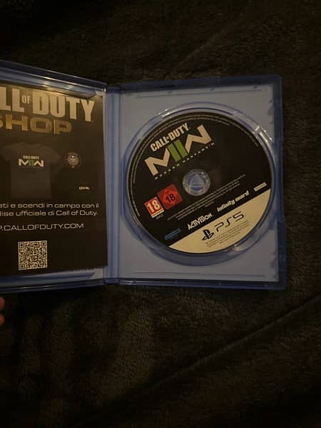 PS 5  Call of duty MW2 2