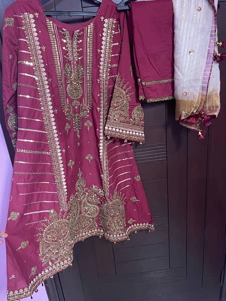 gul ahmed 3 piece rmbrioded fancy dress suze small to medium 5
