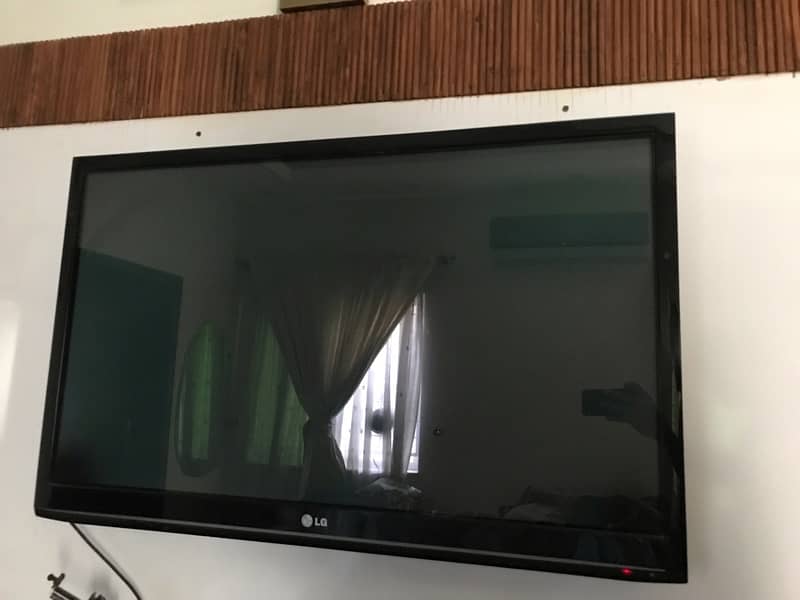 LCD FOR SALE 0