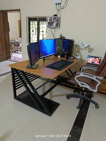 Metal Frame Computer Table with Side Table 3