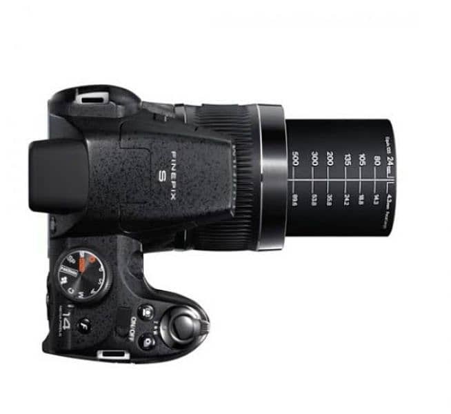 Fujifilm FinePix S4000 14 MP Digital Camera with Fujinon 30x Zoom 1