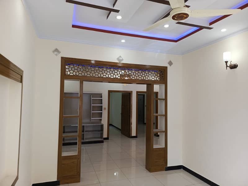 2 Bedroom Flat Available With Water Boring Available for Rent in Airport Housing Society Near Gulzare Quid and Express Highway 12