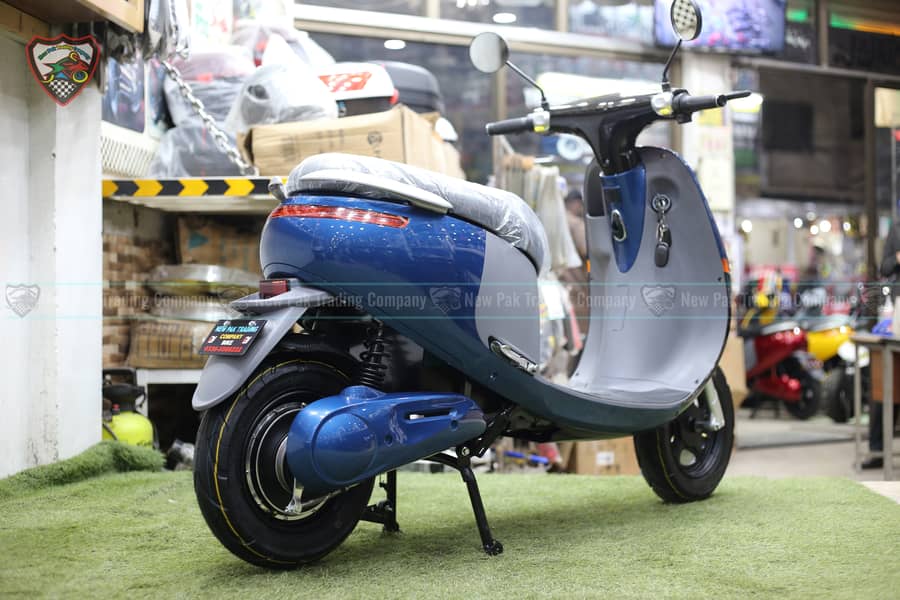 Desir EV GO PLUS  Electric Scooty 2024 19