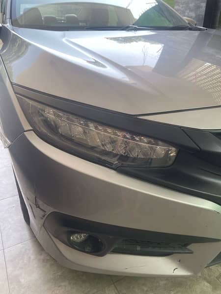 Orginal Honda Civic 2019 Uplift lights condition 10/10 1