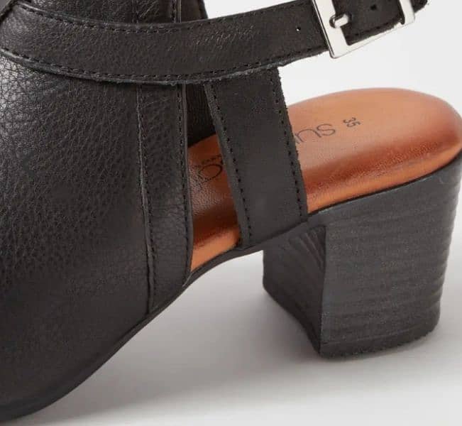 Black Leather Sandal 3