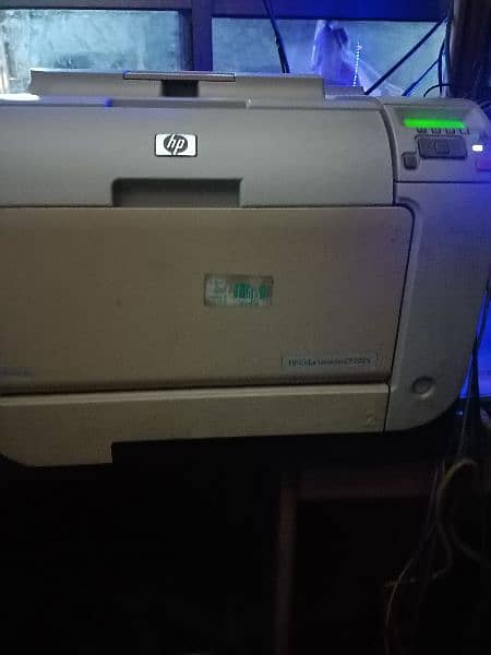 first hand HP color laserjet cp2025 0