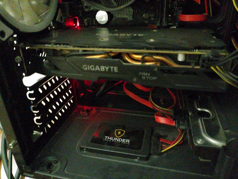 graphics card rx580 gigabyte new condition all ok 0