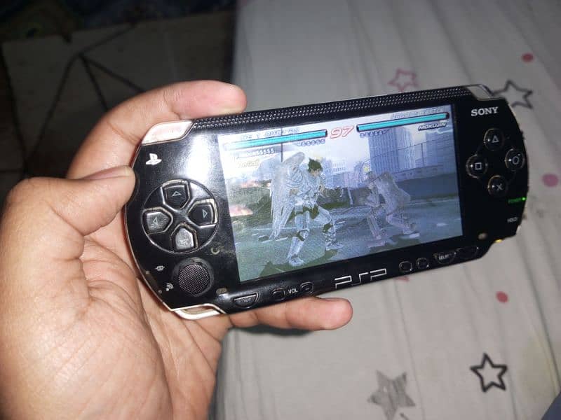 psp 1001 32 GB with battery and charger 8