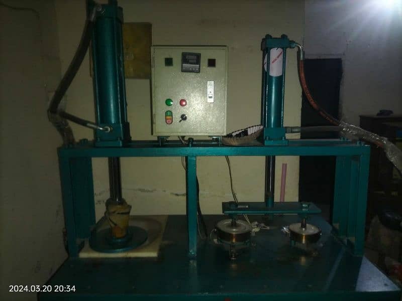 Paper plates Making Machine For Sale 8